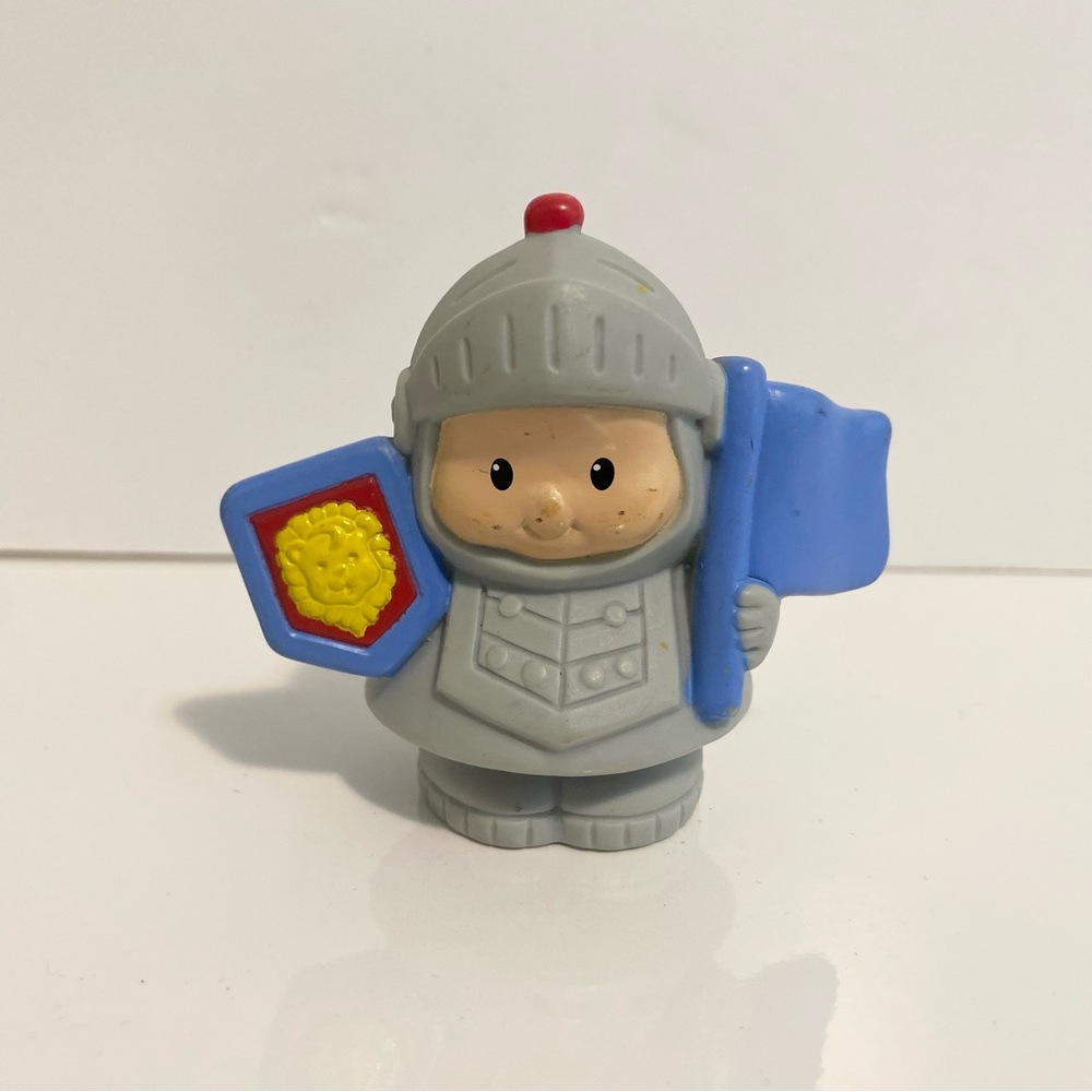 Little People Knight in Shining Armor Figure 2003 Castle 4/$20 🛑